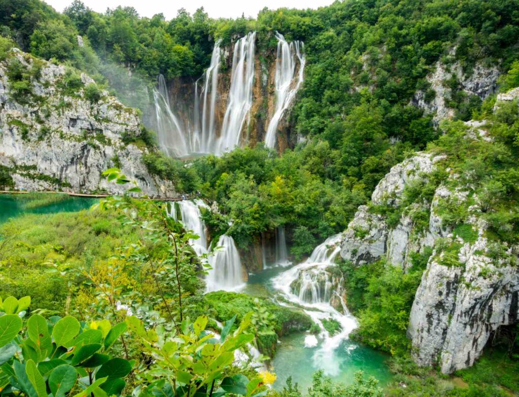 Parco nazionale dei Laghi di Plitvice in Croazia per il turismo sostenibile